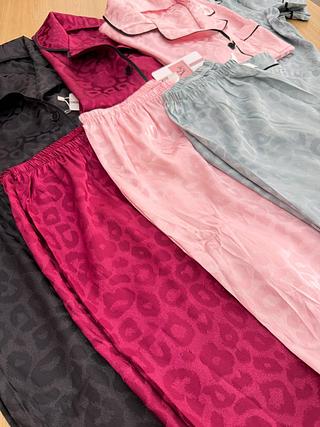 Pijama onça